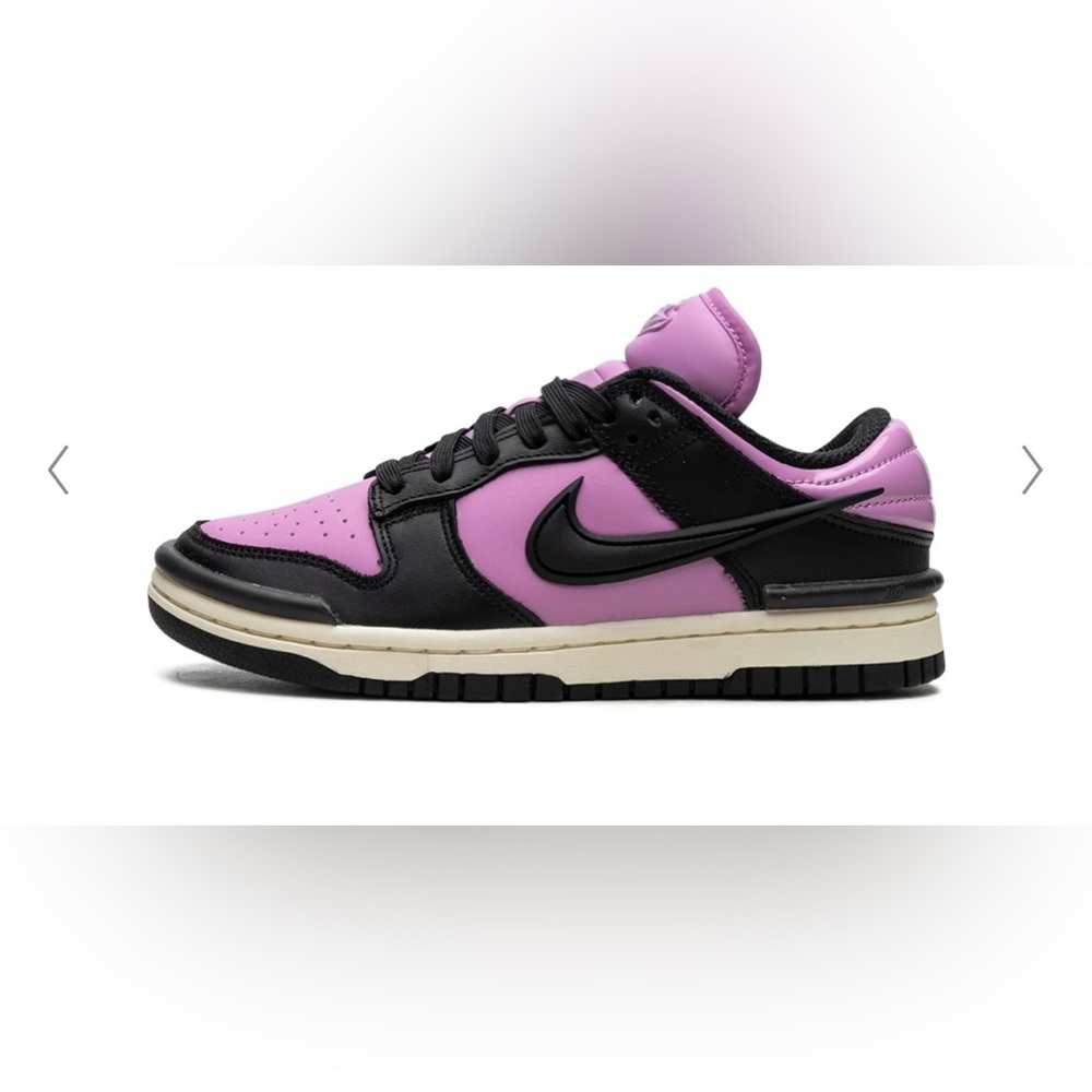 Women’s Dunk Low Twist 'Black Rush
Fuchsia'